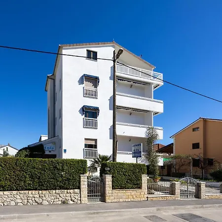 Awesome In Kastel Stafilic Apartment *
